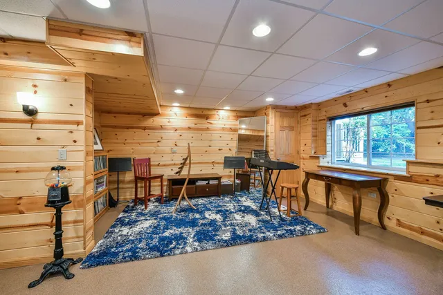 $383,000 | 290 Remington Drive, St. Charles, IL 60175