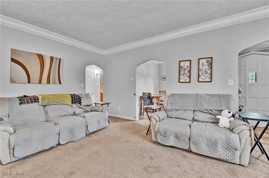 25855 Highland Road Cleveland, OH 44143 - Photo 3 of 30 Gallery Image 3