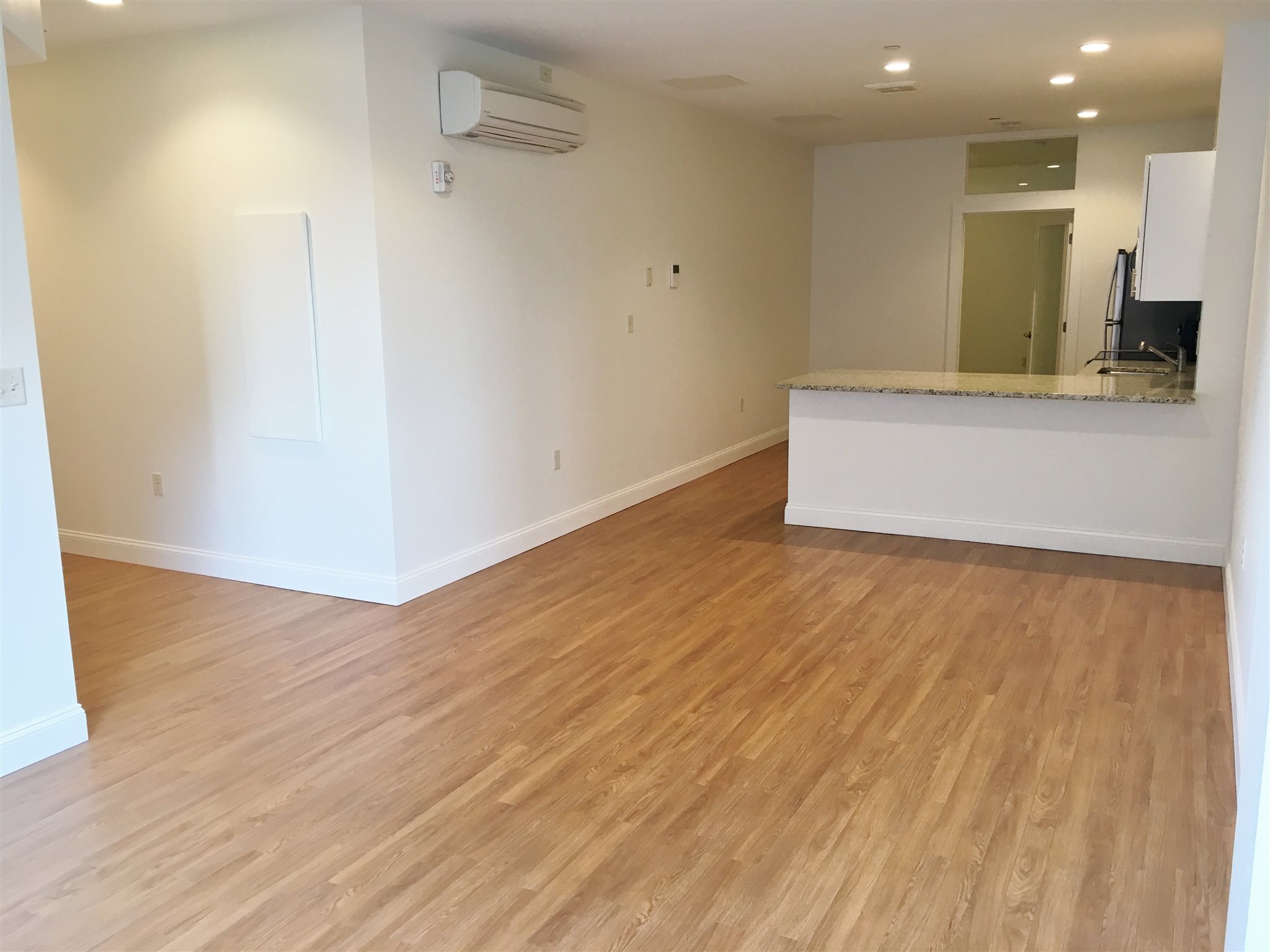 875 Elm Street, Unit 418 Manchester, NH 03101 - Photo 17 of 40