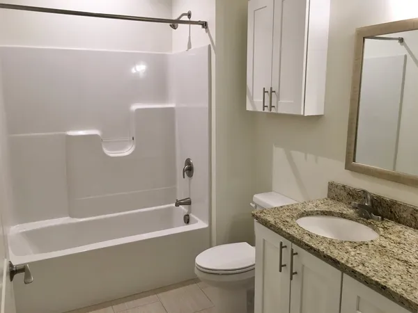 $2,139 | 875 Elm Street, Unit 418, Manchester, NH 03101