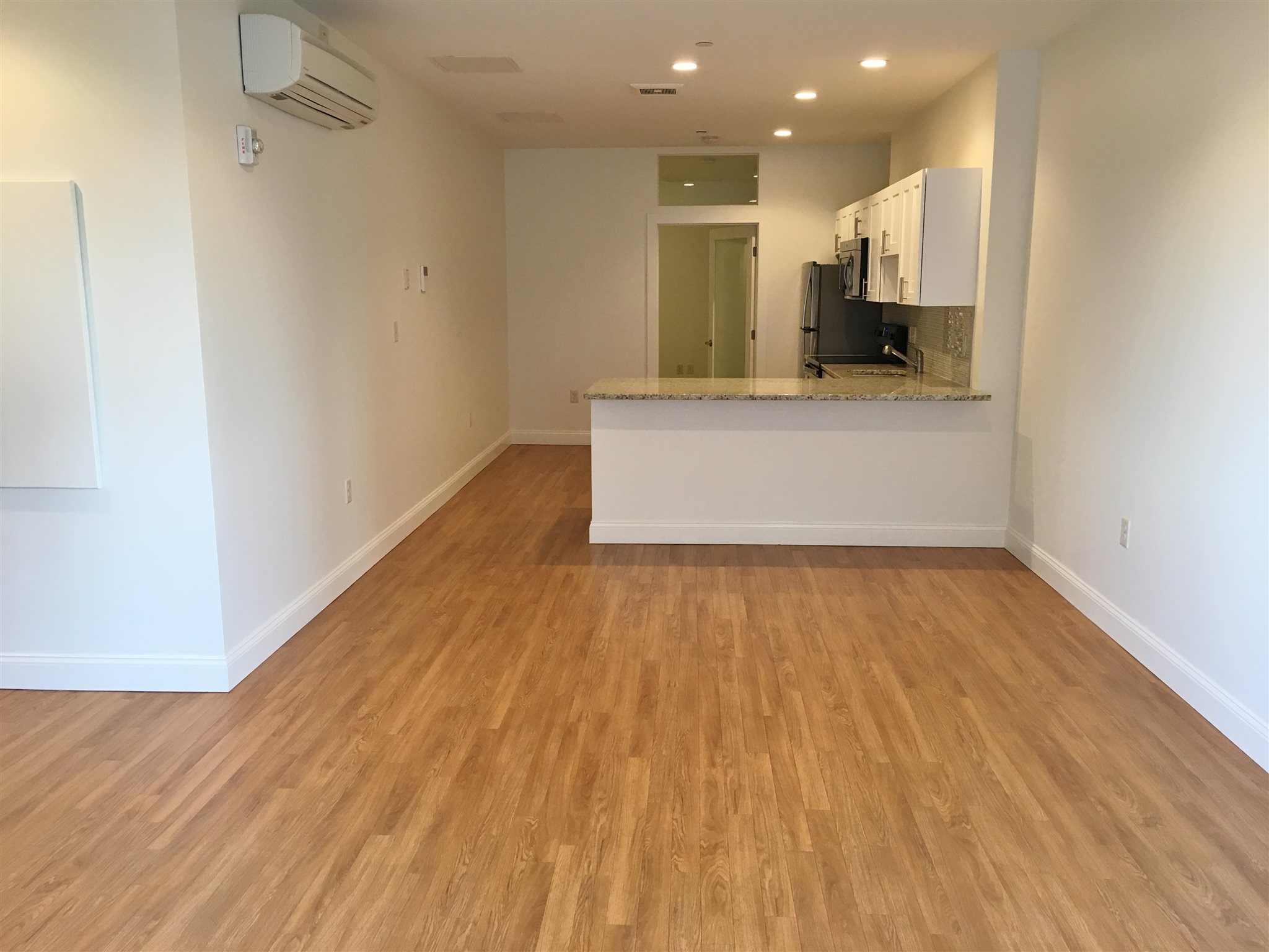 875 Elm Street, Unit 418 Manchester, NH 03101 - Photo 9 of 40