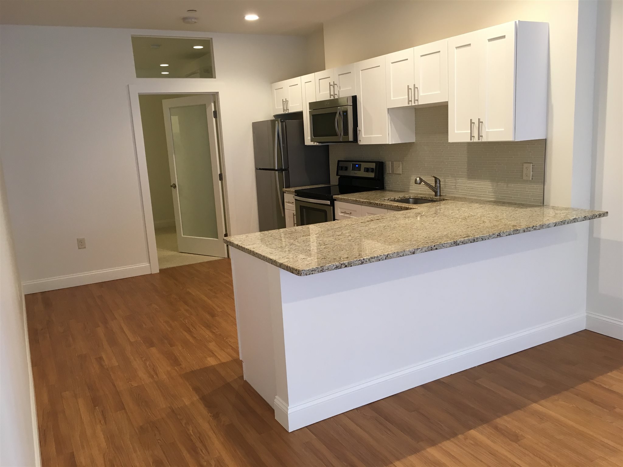 875 Elm Street, Unit 418 Manchester, NH 03101 - Photo 10 of 40