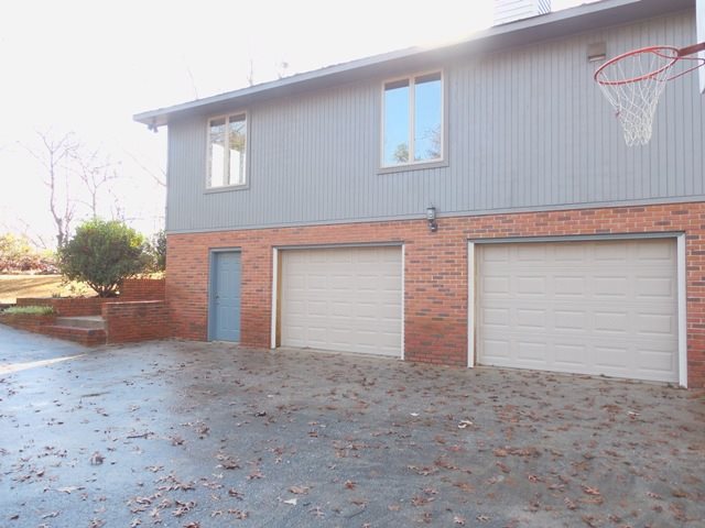 801 State Rd S-37-359 Seneca, SC 29672 - Photo 6 of 27 Gallery Image 6