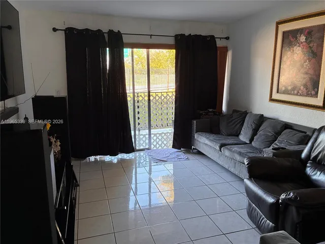 $285,000 | 1900 West 68th Street, Unit G103, Hialeah, FL 33014