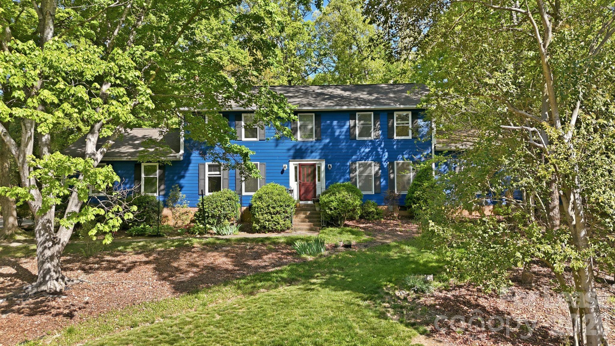 301 Sardis Road North Charlotte, NC 28270 - Photo 2 of 35