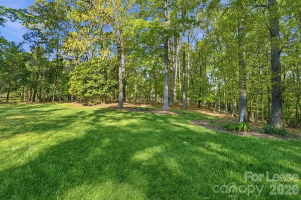 $3,750 | 301 Sardis Road North, Charlotte, NC 28270
