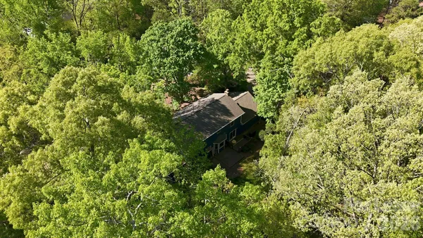 $3,750 | 301 Sardis Road North, Charlotte, NC 28270