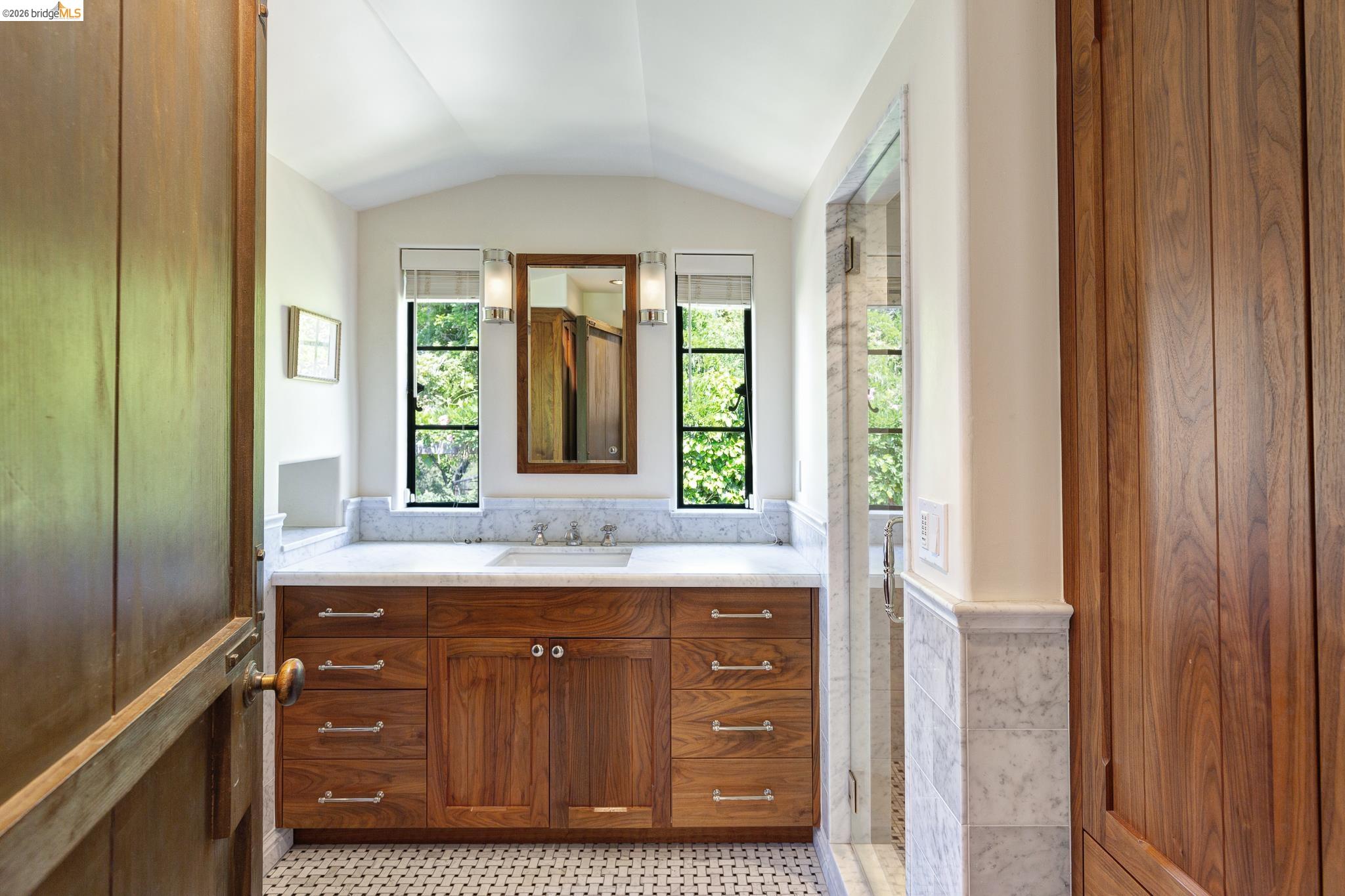 17 Roble Court Berkeley, CA 94705 - Photo 34 of 73