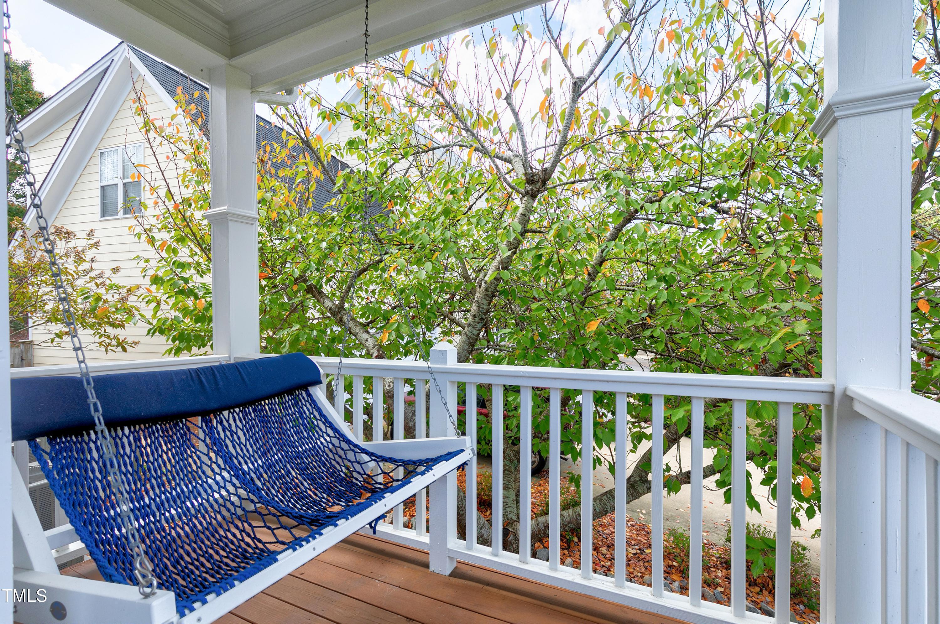 102 Kenneil Court Apex, NC 27502 - Photo 5 of 55 Scene-3