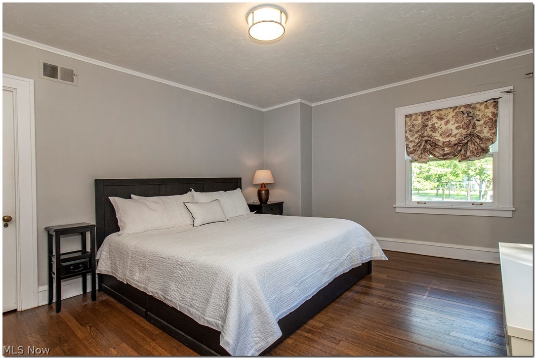 3004 Woodbury Road Cleveland, OH 44120 - Photo 13 of 35