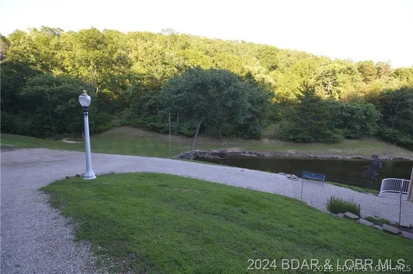 $849,000 | 17876 Tradewind Drive, Rocky Mount, MO 65072