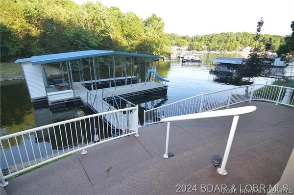 $849,000 | 17876 Tradewind Drive, Rocky Mount, MO 65072