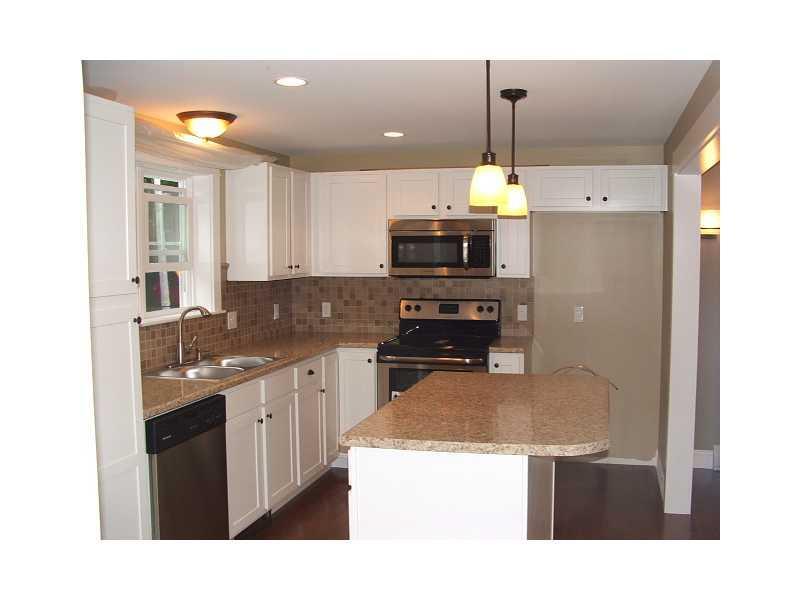 55 Common Street Saco, ME 04072 - Photo 7 of 35 Kitchen.
