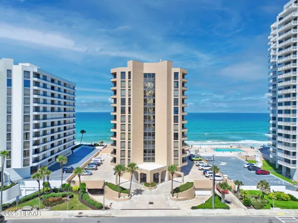 $2,800 | 3023 South Atlantic Avenue, Unit 702, Daytona Beach, FL 32118