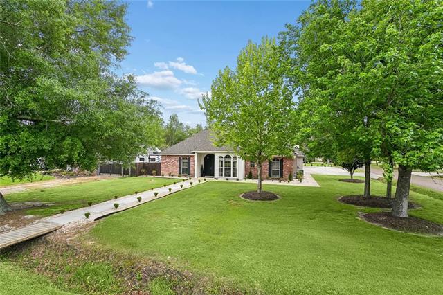 2152 McNamara Street Mandeville, LA 70448 - Photo 2 of 34