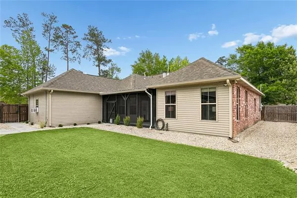 $439,000 | 2152 McNamara Street, Mandeville, LA 70448
