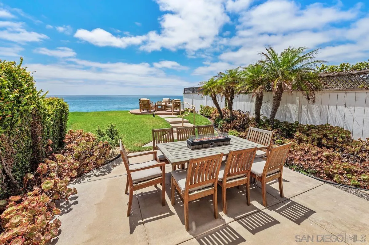 538 4th Street Encinitas, CA 92024 - Photo 26 of 31