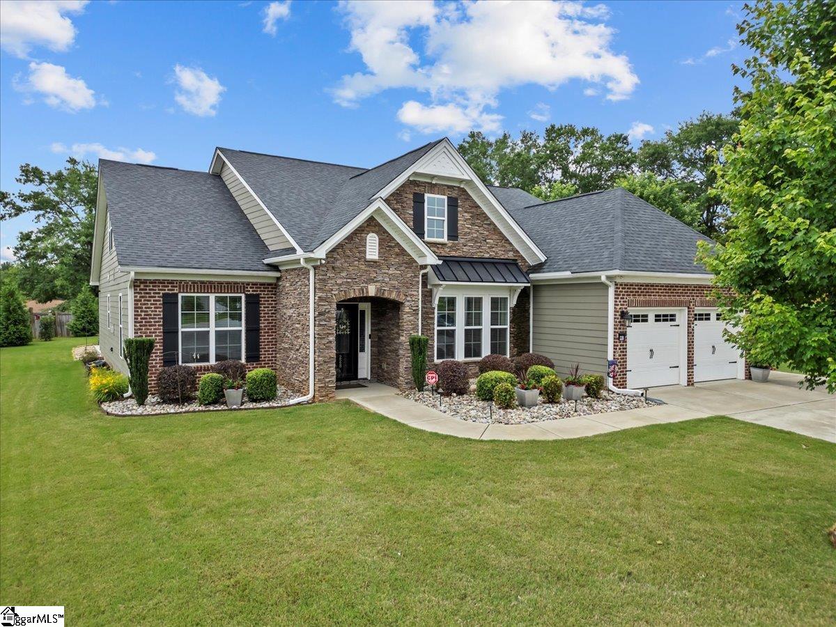 228 Holstein Court Fountain Inn, SC 29644 - Photo 1 of 46 Gallery Image 1