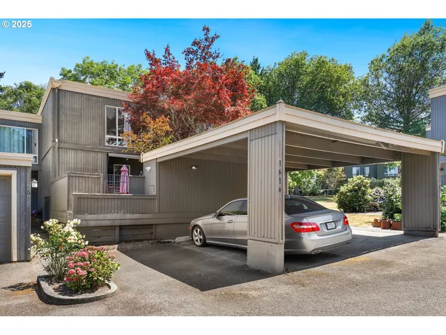$279,900 | 1614 Northwest Bridgeway Lane, Beaverton, OR 97006
