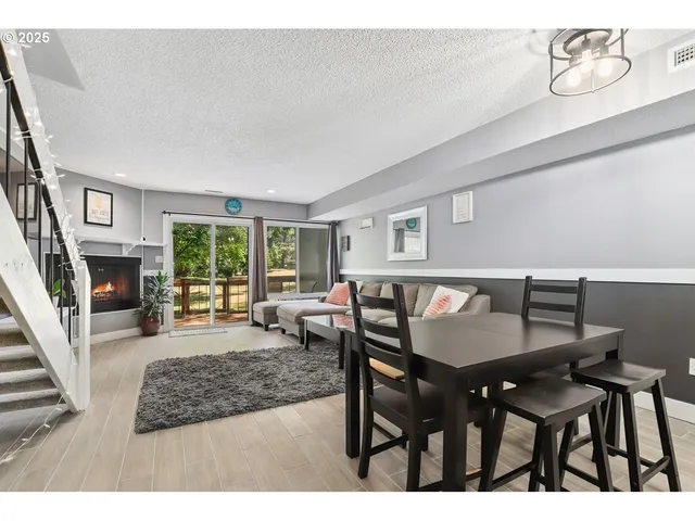 $279,900 | 1614 Northwest Bridgeway Lane, Beaverton, OR 97006