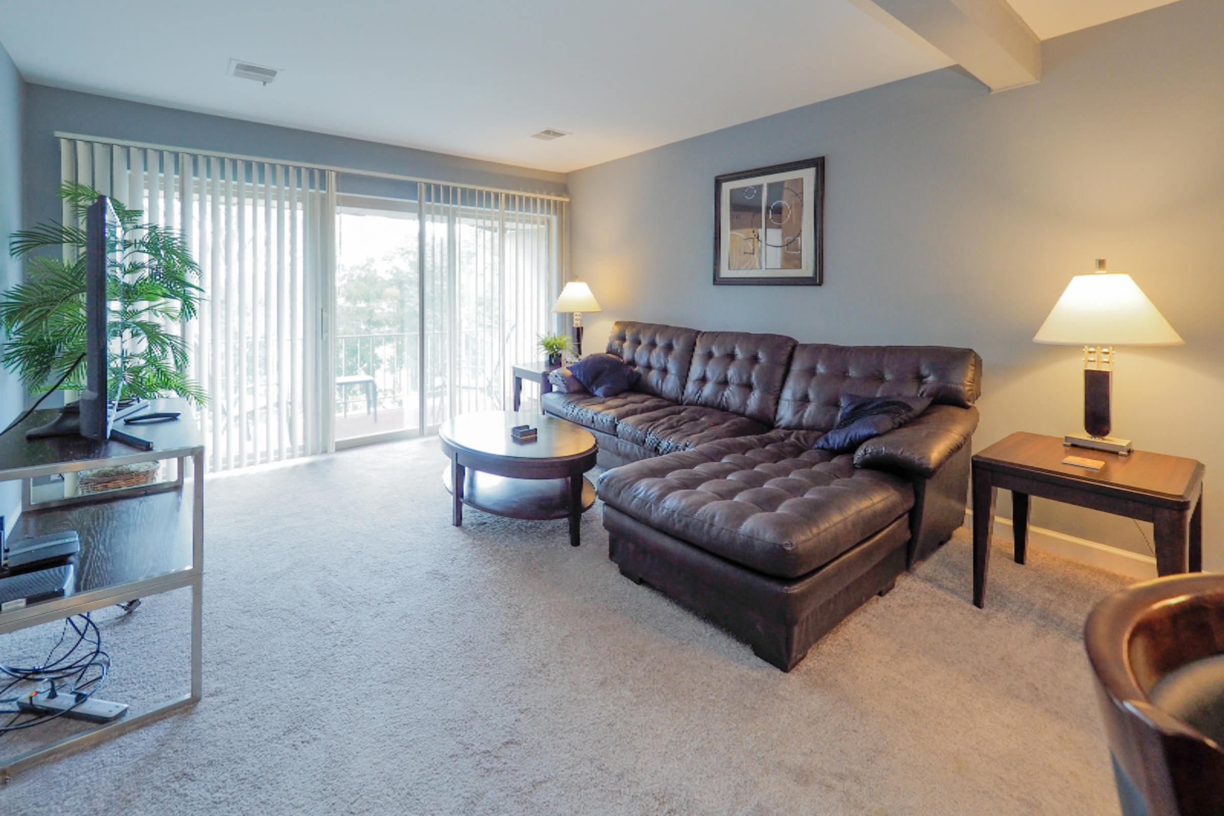 734 West Kilgore Road, Unit 304 Kalamazoo, MI 49008 - Photo 3 of 17 734 W Kilgore Rd 304-103