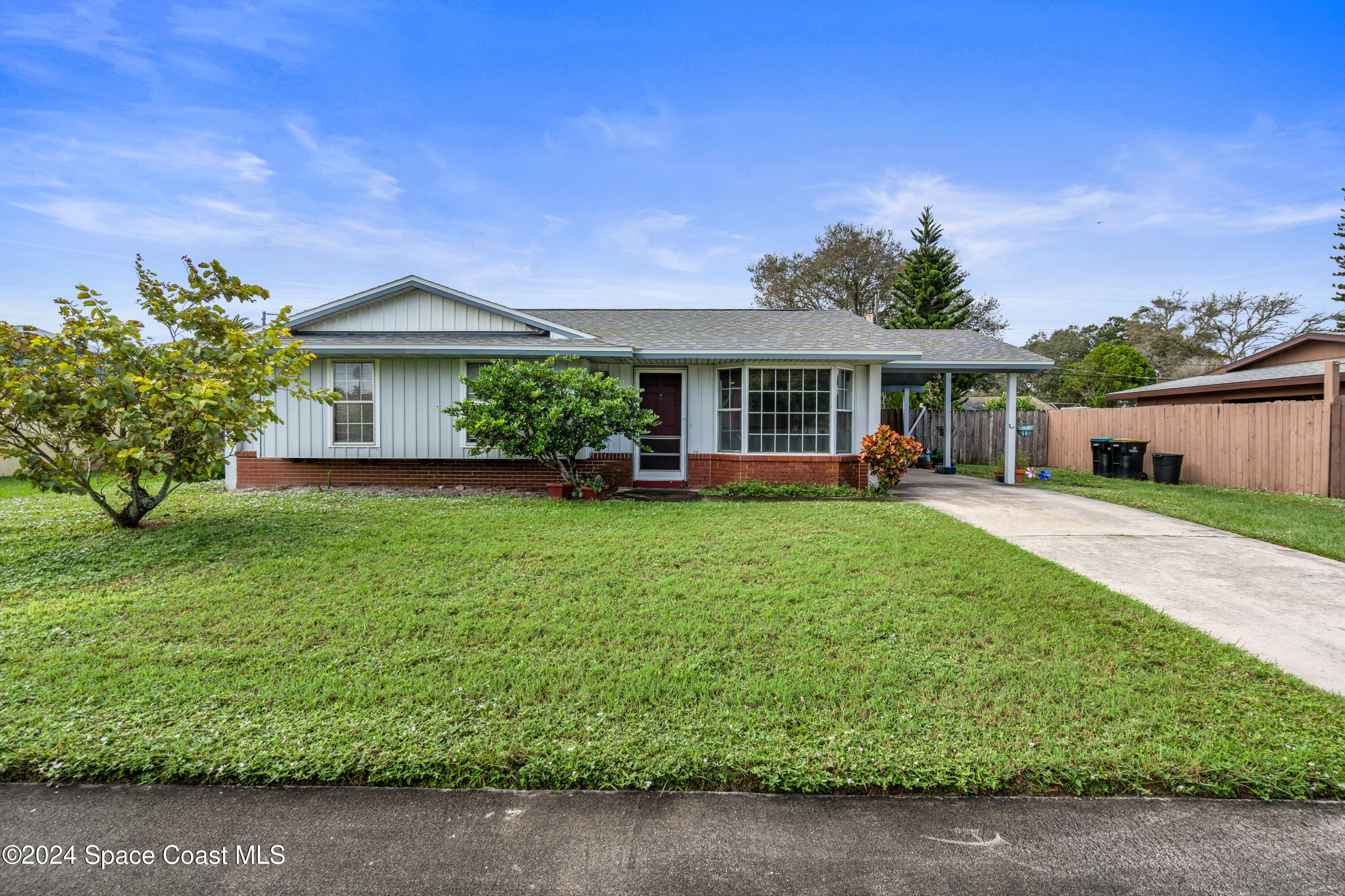 730 Cobblestone Lane Northeast Palm Bay, FL 32905 - Photo 2 of 27 DSC05464