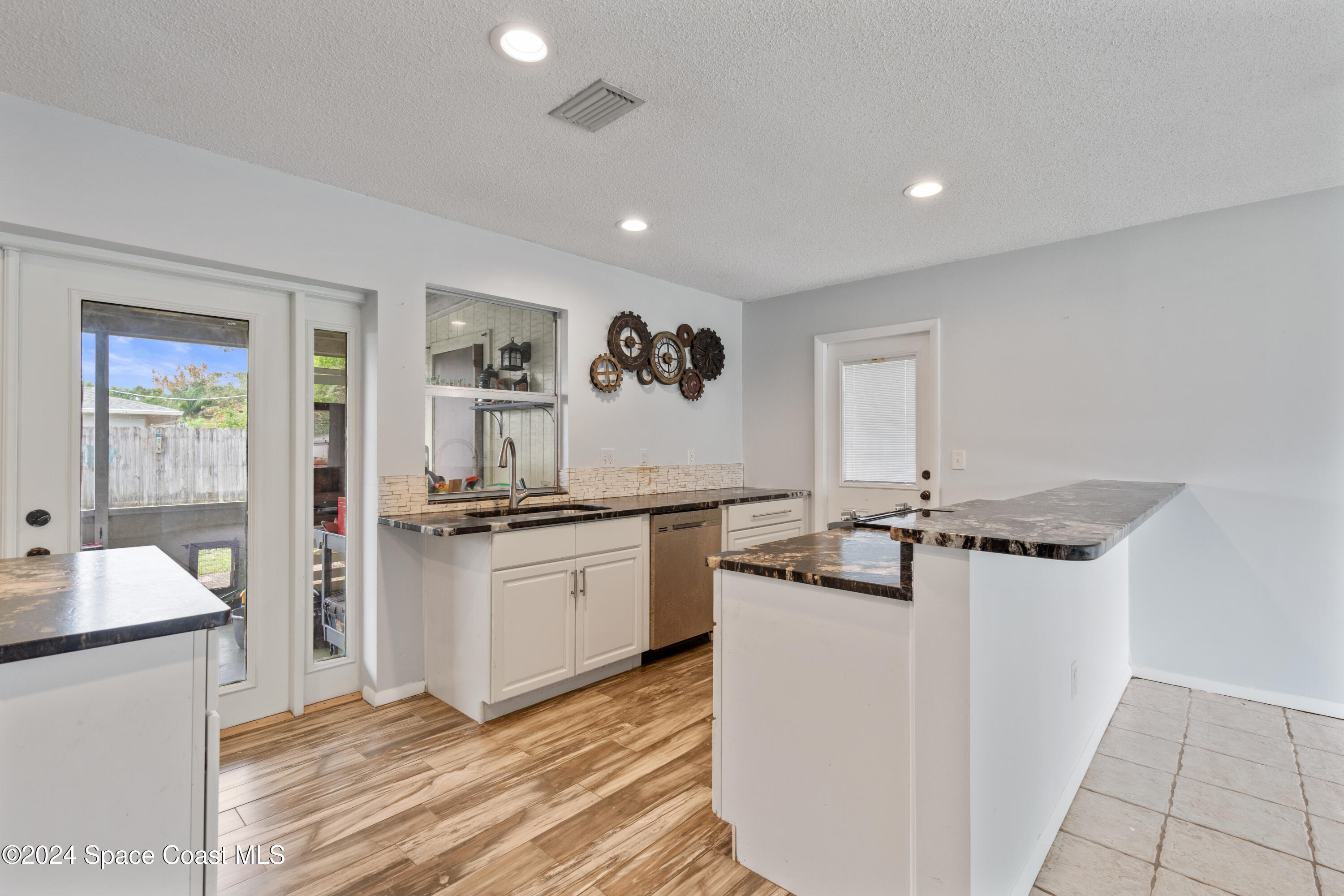 730 Cobblestone Lane Northeast Palm Bay, FL 32905 - Photo 6 of 27 DSC05389
