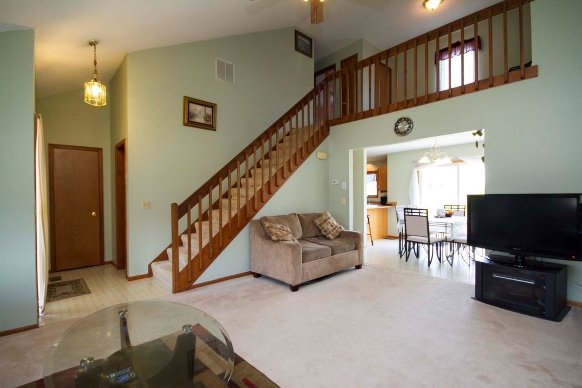 627 Benderlock Way Fort Wayne, IN 46804 - Photo 9 of 31 Gallery Image 9