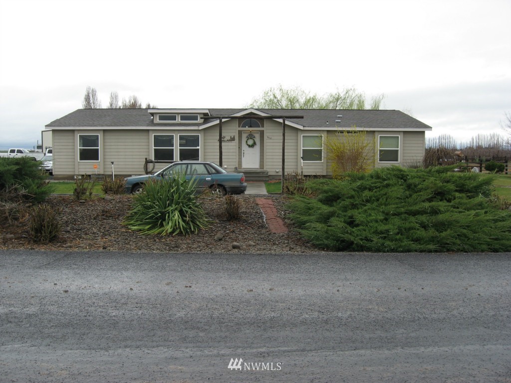 6002 Rd B Northwest Ephrata, WA 98823 - Photo 3 of 20 Gallery Image 3