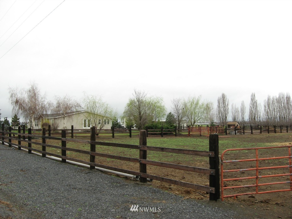 6002 Rd B Northwest Ephrata, WA 98823 - Photo 5 of 20 Gallery Image 5