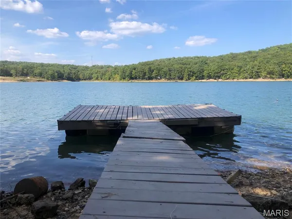 $287,000 | 10115 Lakeside Drive, Sullivan, MO 63080