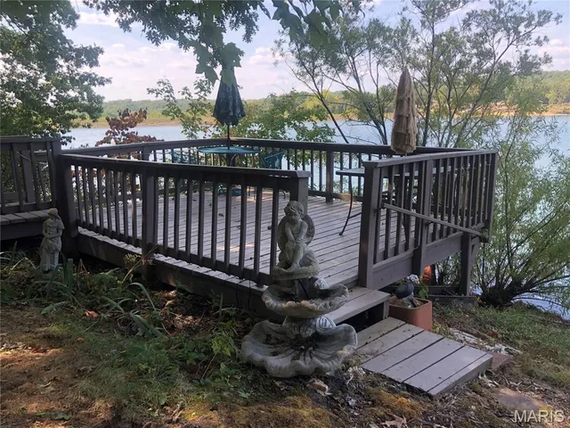 $287,000 | 10115 Lakeside Drive, Sullivan, MO 63080