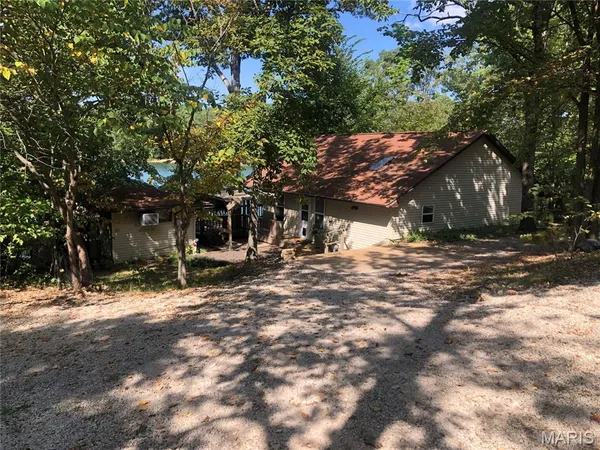$287,000 | 10115 Lakeside Drive, Sullivan, MO 63080