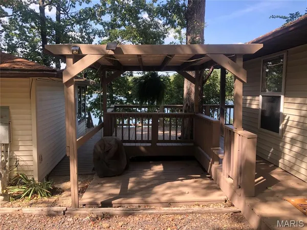 $287,000 | 10115 Lakeside Drive, Sullivan, MO 63080