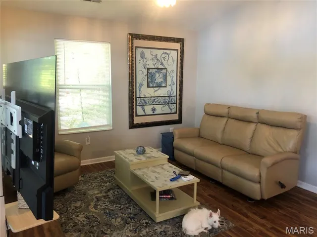 $287,000 | 10115 Lakeside Drive, Sullivan, MO 63080