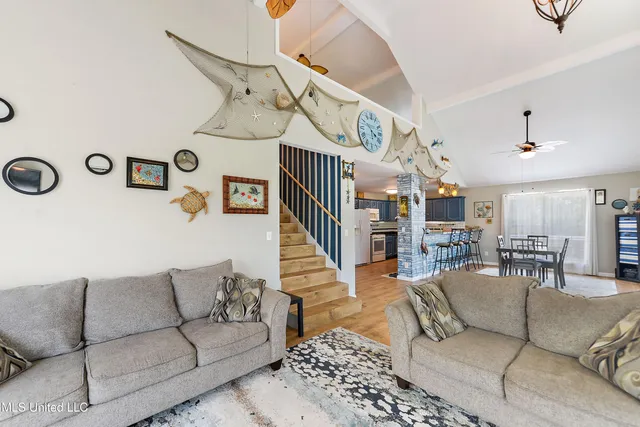 $470,000 | 5015 1st Avenue, Bay St. Louis, MS 39520