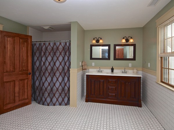 59 Davis Road Millbury, MA 01527 - Photo 23 of 30