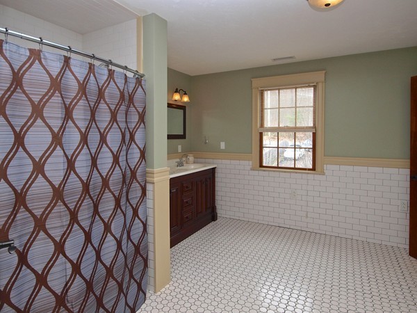 59 Davis Road Millbury, MA 01527 - Photo 24 of 30