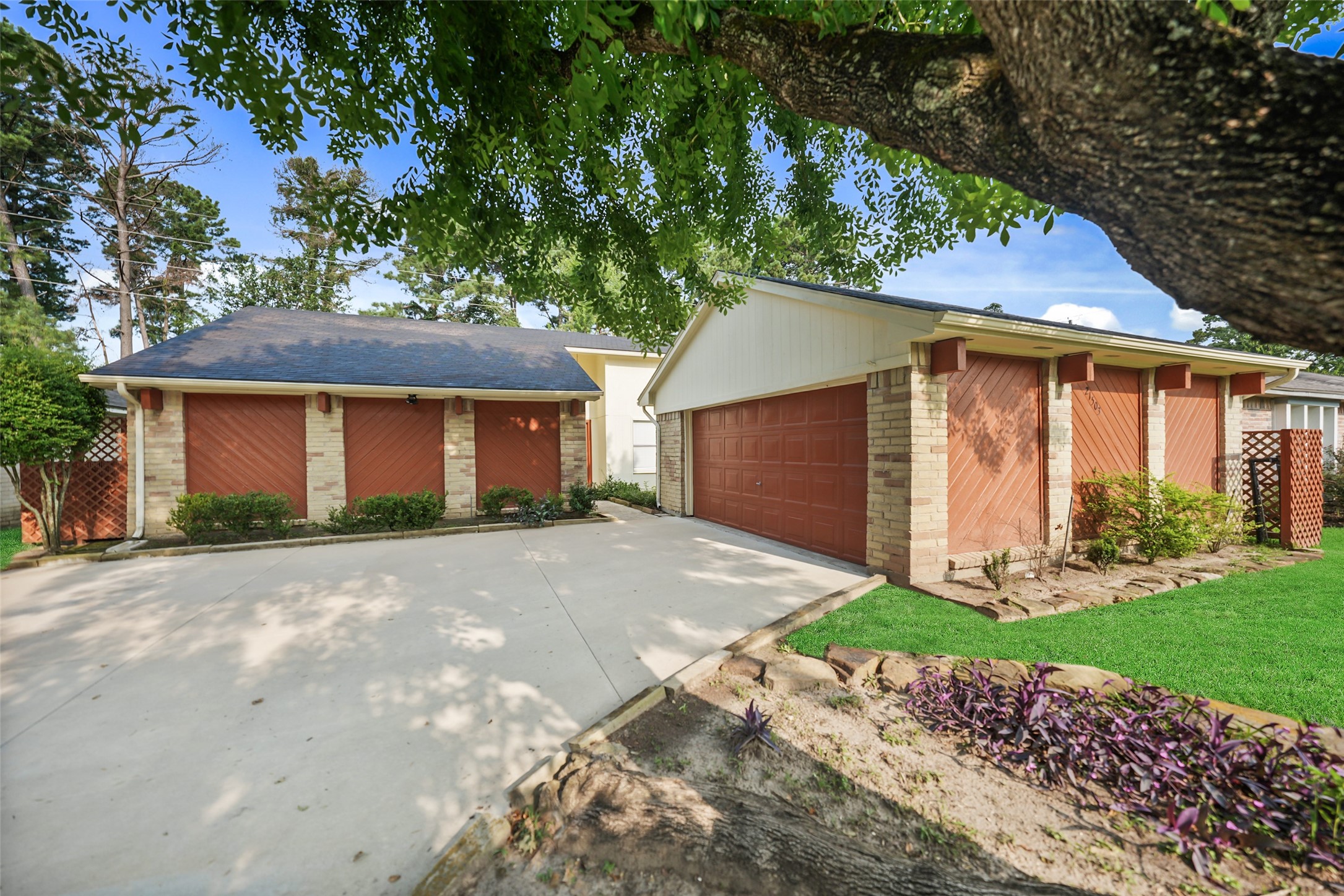 21503 Bridgepoint Lane Spring, TX 77388 - Photo 4 of 36
