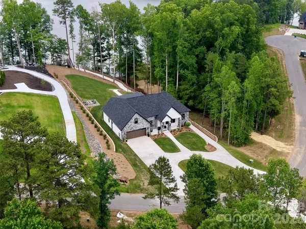 $1,776,000 | 5764 Lake Pointe Drive, Granite Falls, NC 28630