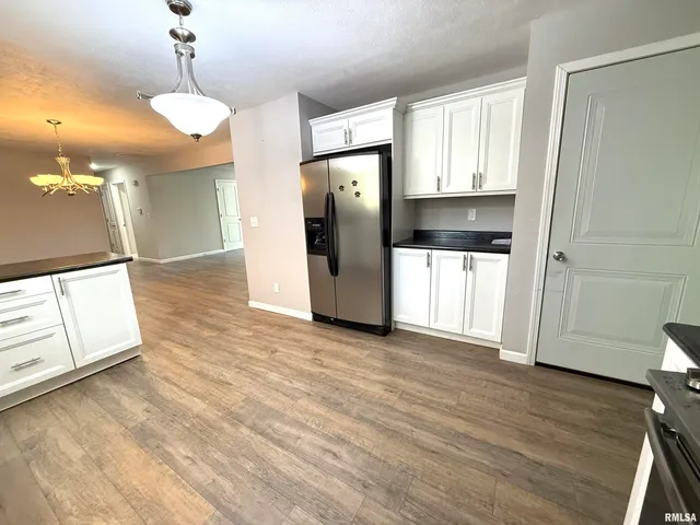 $275,000 | 3005 Woodlawn Place, Marion, IL 62959