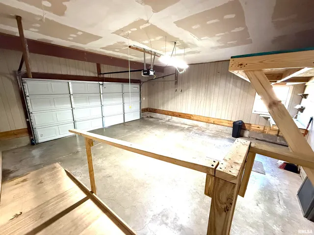 $275,000 | 3005 Woodlawn Place, Marion, IL 62959