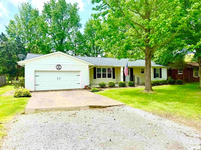 $275,000 | 3005 Woodlawn Place, Marion, IL 62959
