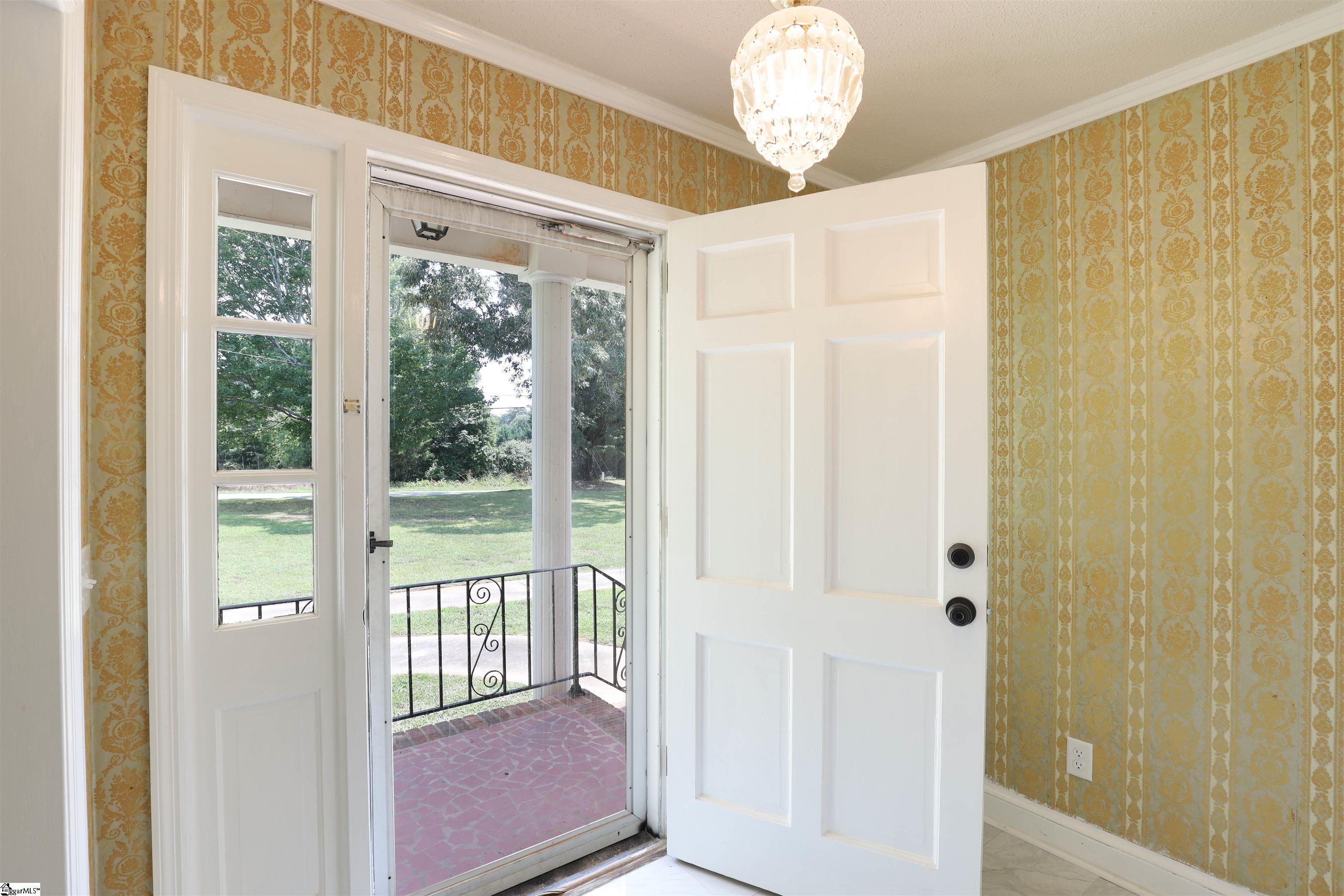 403 Bethlehem Ridge Road Pickens, SC 29671 - Photo 4 of 40