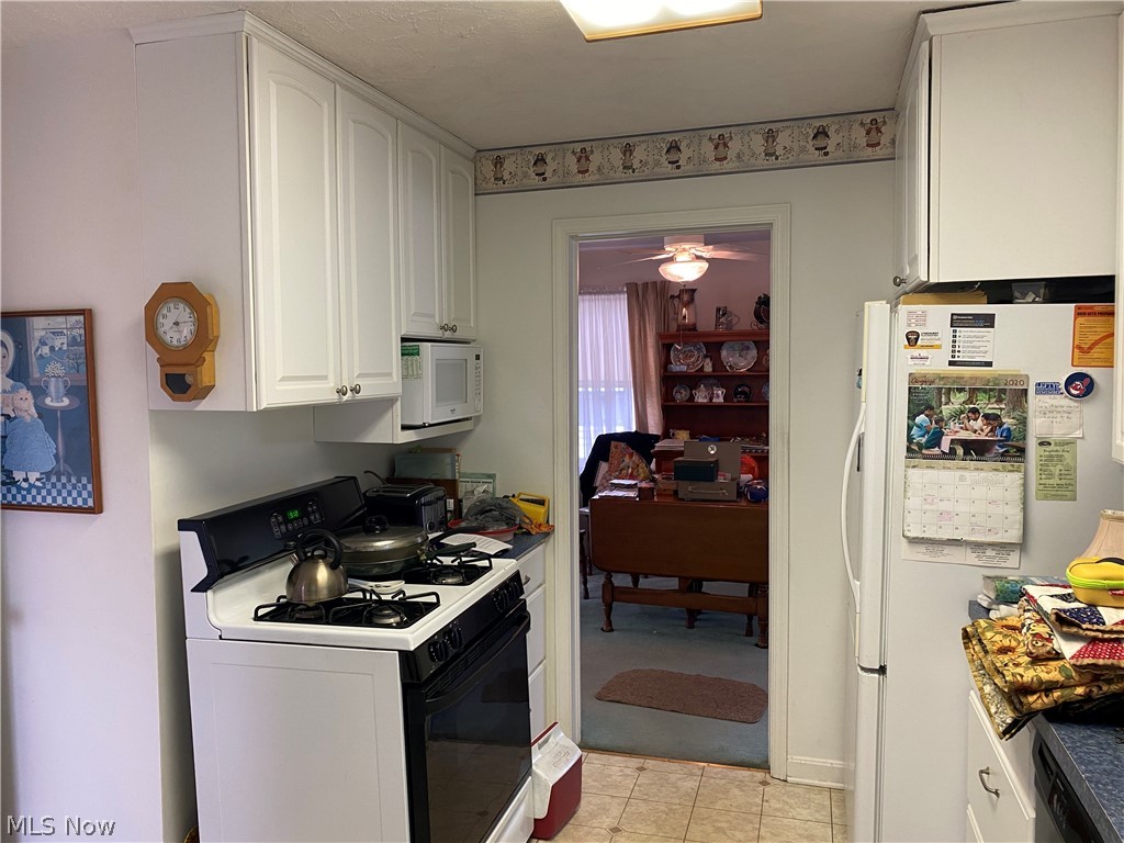 1211 Gordon Road Cleveland, OH 44124 - Photo 25 of 32
