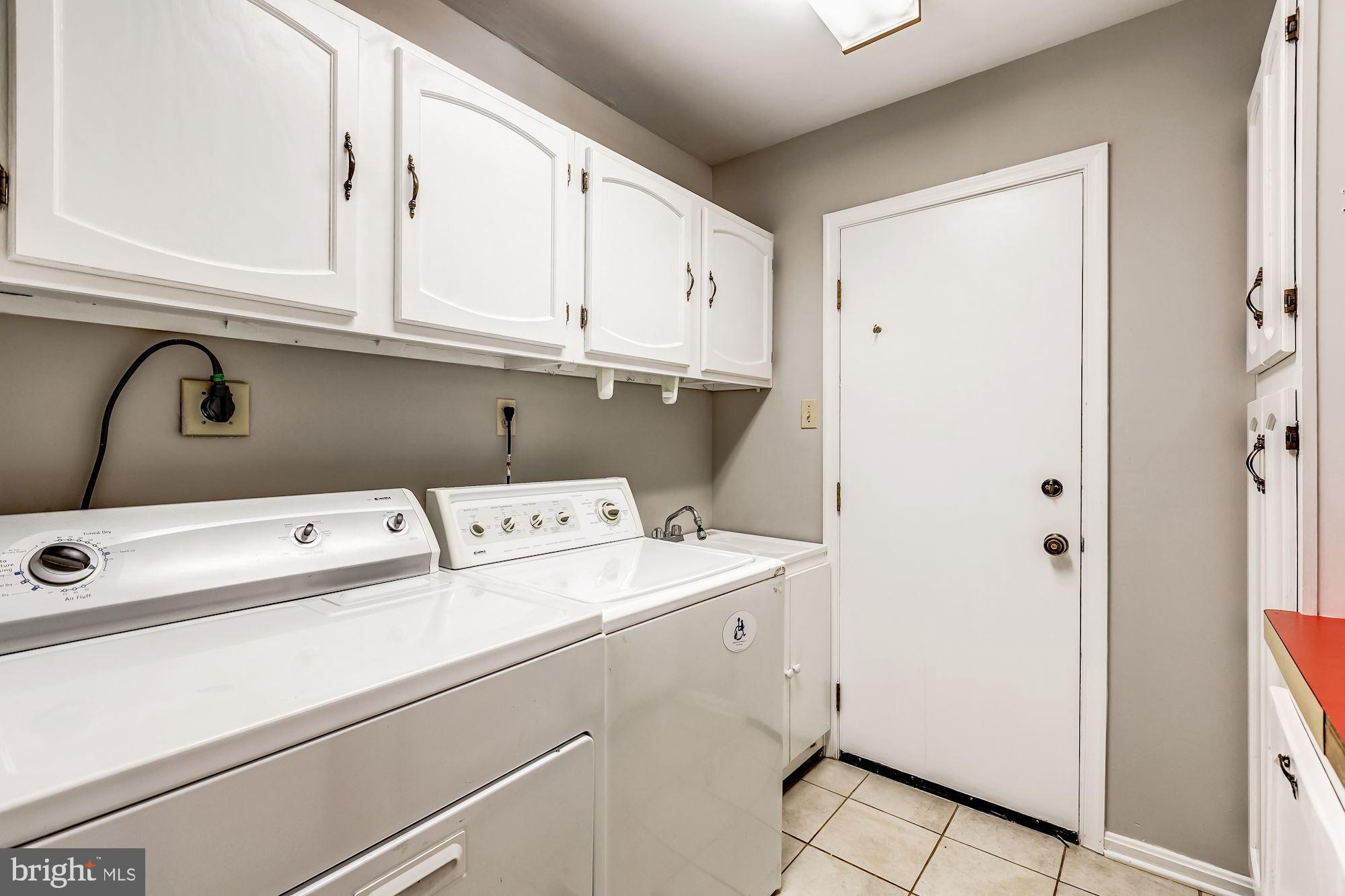 10620 Marbury Road Oakton, VA 22124 - Photo 15 of 20 Gallery Image 15