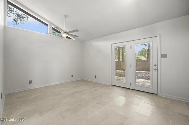 $671,000 | 110 Simon Boulevard, Ocean Springs, MS 39564