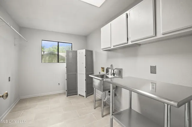 $671,000 | 110 Simon Boulevard, Ocean Springs, MS 39564