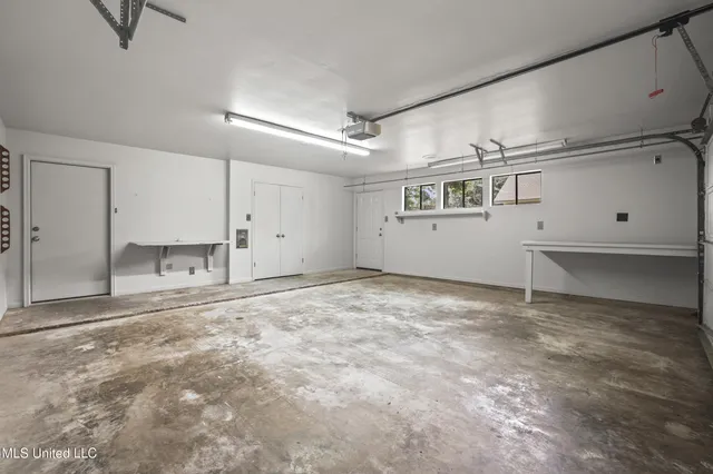 $671,000 | 110 Simon Boulevard, Ocean Springs, MS 39564