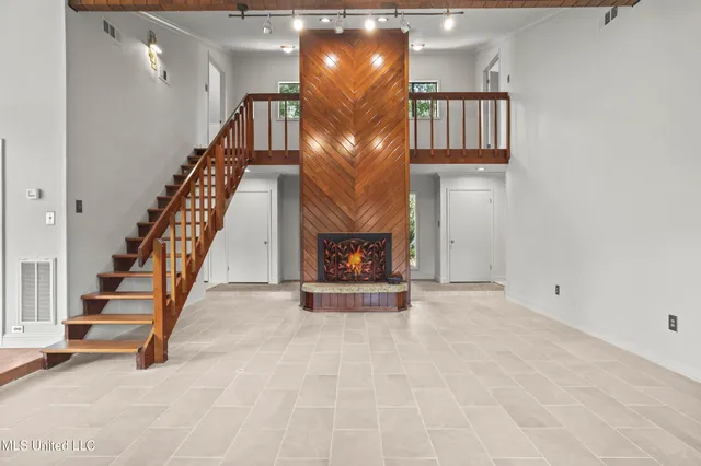 $671,000 | 110 Simon Boulevard, Ocean Springs, MS 39564